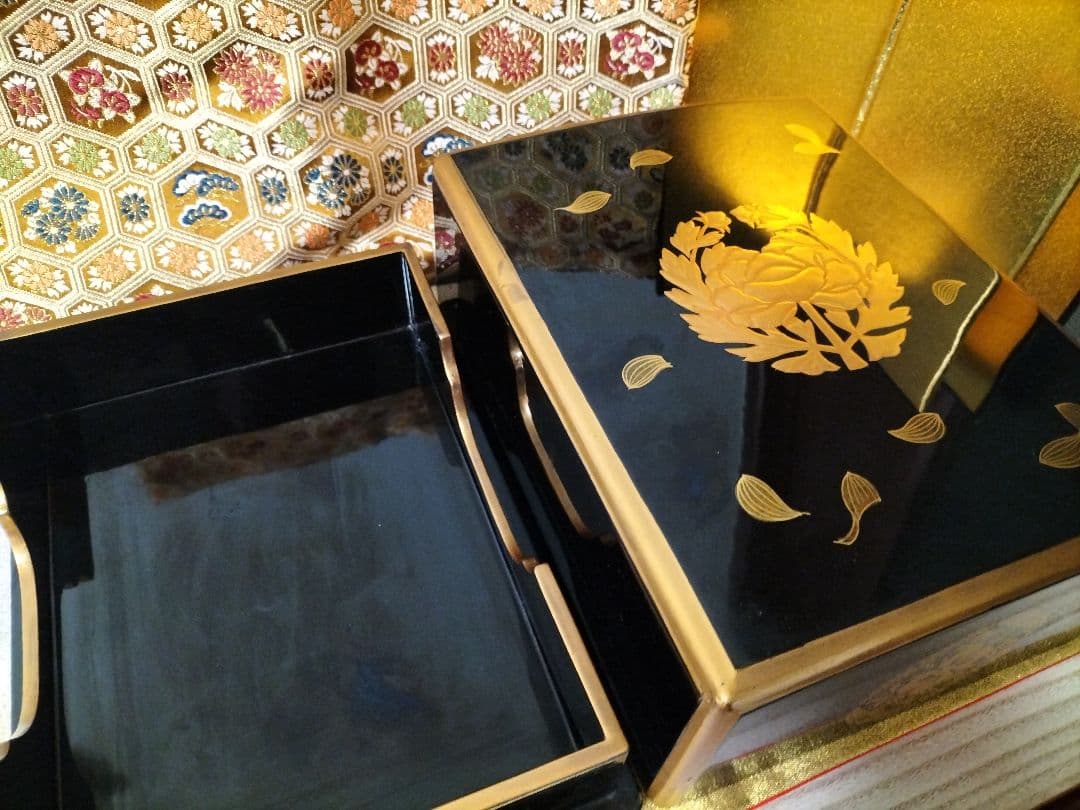 漆器 　文箱　 黒色　 金色装飾　 仏具 　金蒔絵