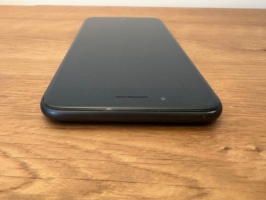 Apple iPhone 8 Plus 64GB スペースグレー