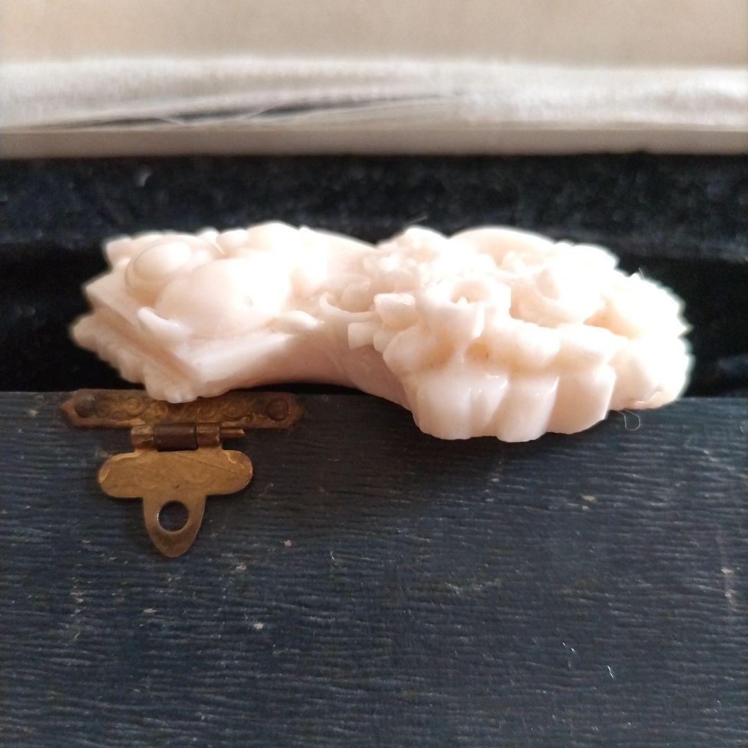 珊瑚 猫と碁盤と花 ルース 細密彫刻 ヴィンテージ