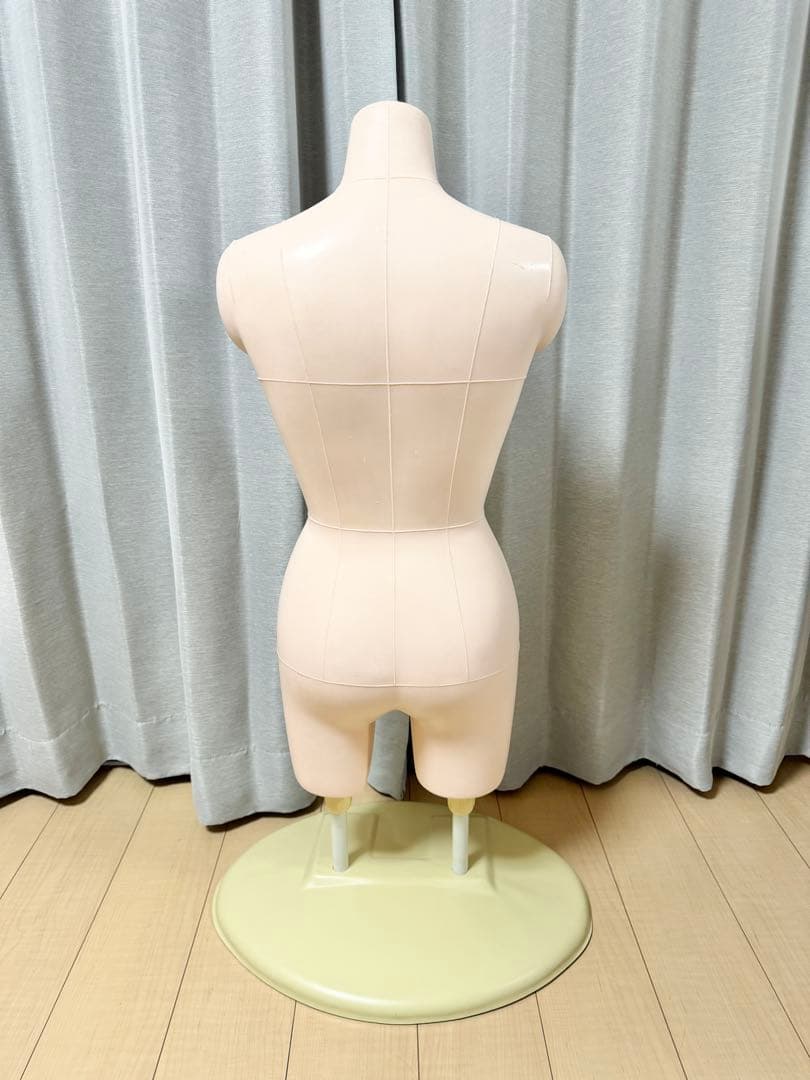 良品 トルソー 2本足 マネキン 高さ調節 ずり下がり防止ポール 女性