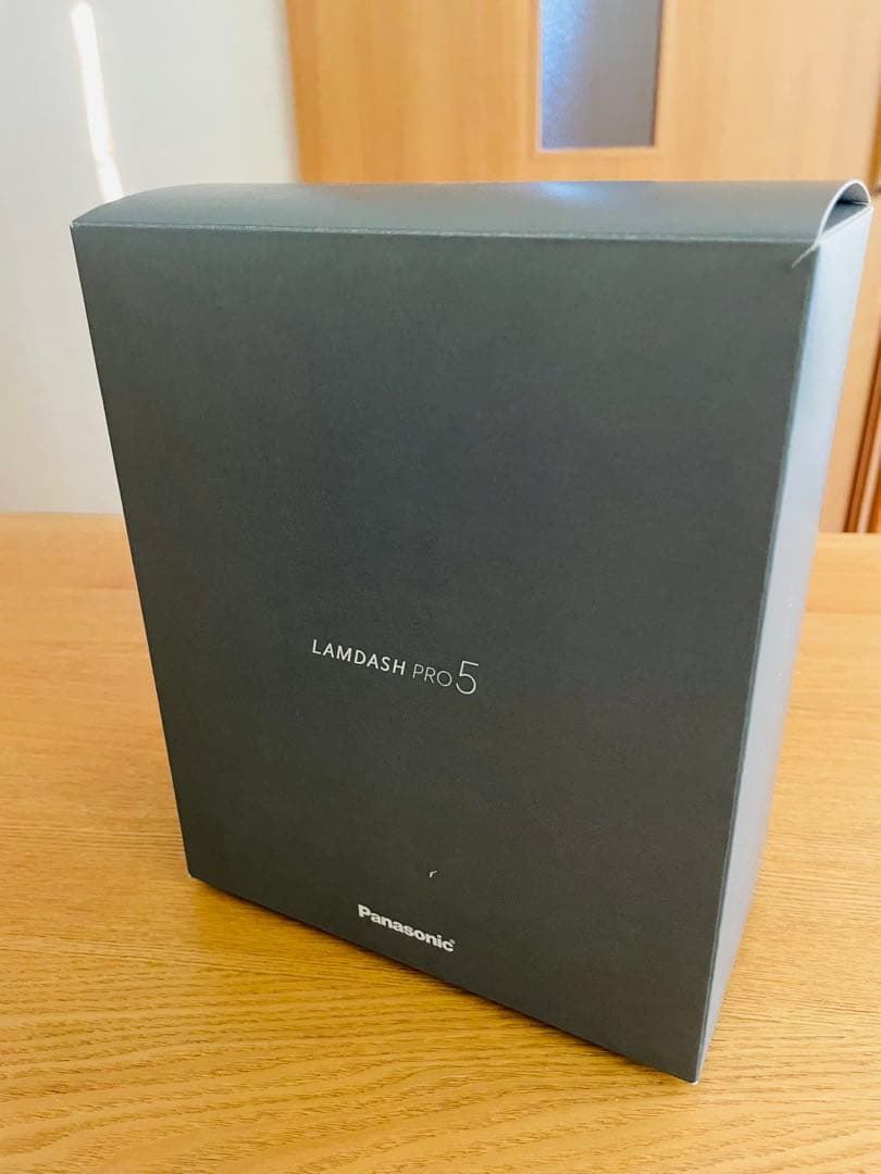 パナソニック ラムダッシュPRO メンズシェーバー 5枚刃 ES-LV7W-K