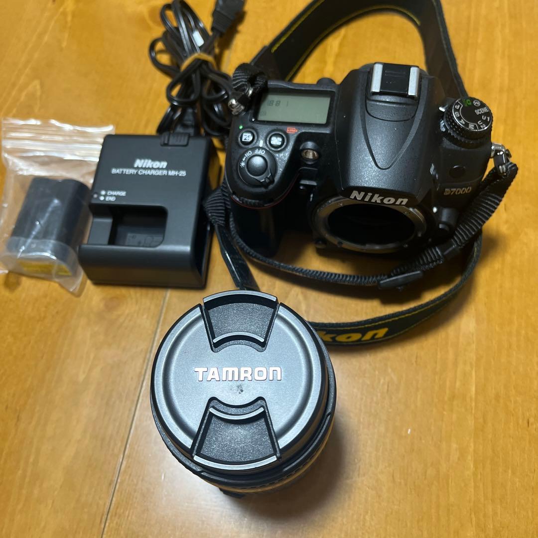 美品‼️お値引きしました Nikon D7000 デジタル一眼レフカメラ