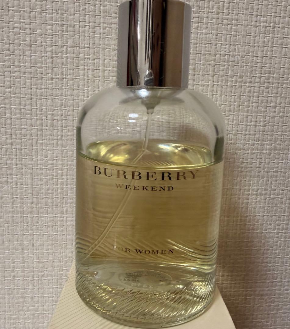 BURBERRY WEEKEND オードパルファン 100ml