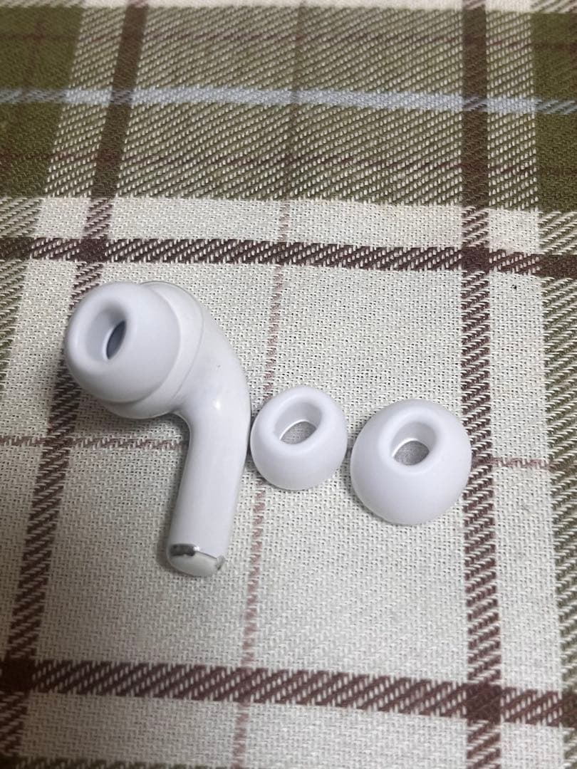 AirPods Pro 第2世代左耳のみ　イヤーピース付き