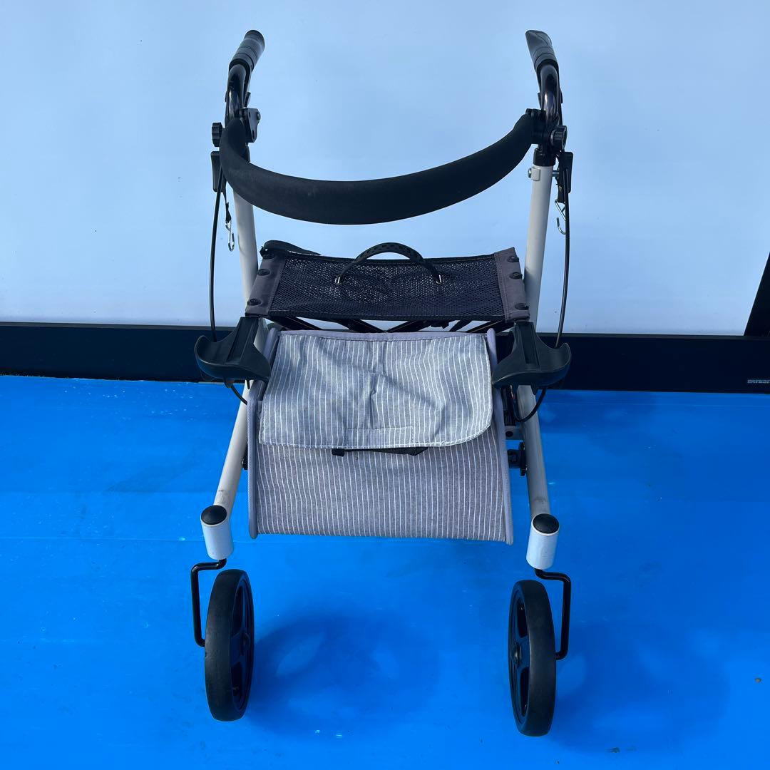 歩行車安寿 アロン化成ショッピングターン