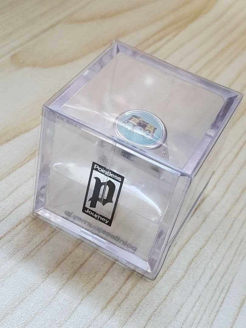 KingGnu POINTLESS JOURNEY トイリングとキーホルダー。