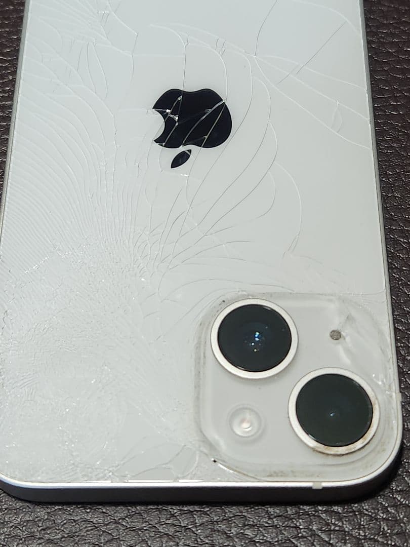 iPhone 14 ホワイト 128GB 背面割れ　ジャンク扱い