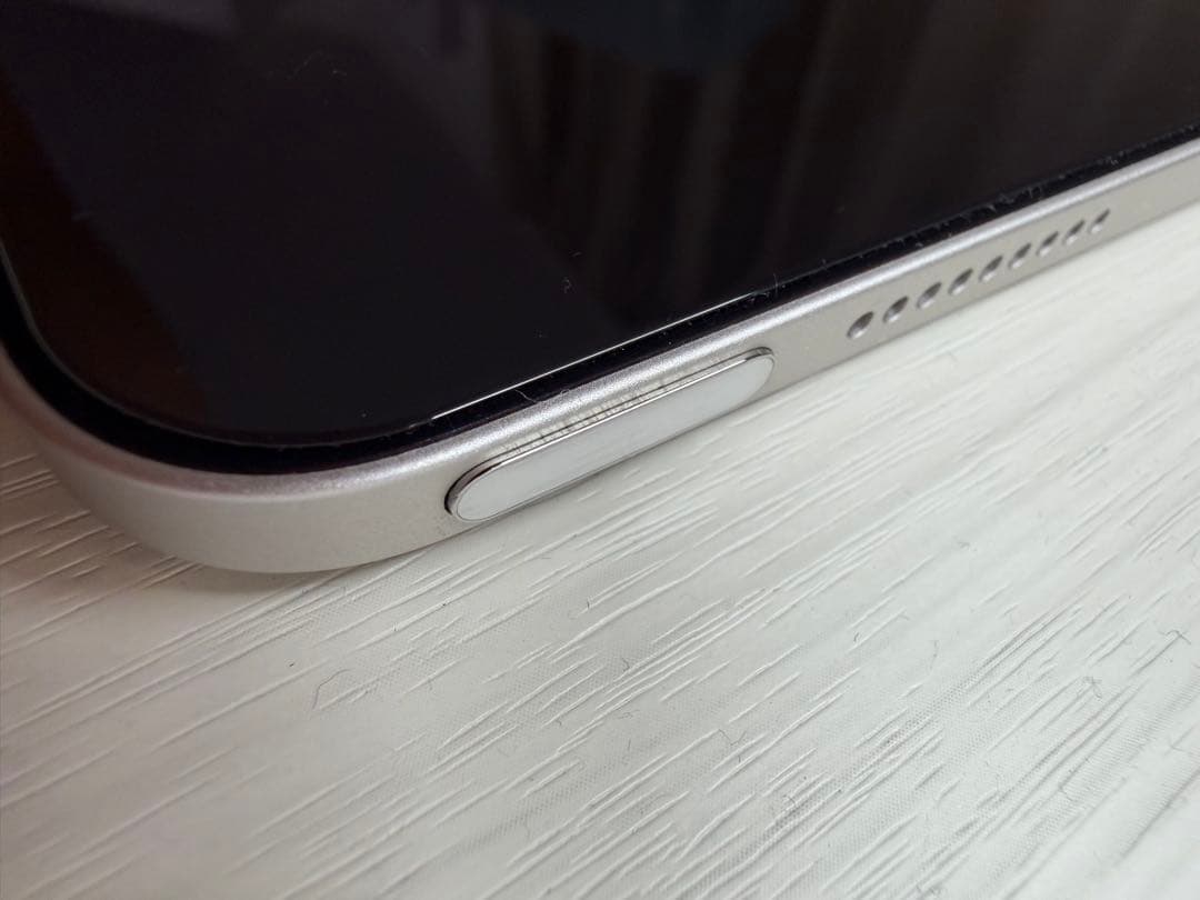 Apple iPad Air M2 256GB スターライト　Wi-Fiモデル