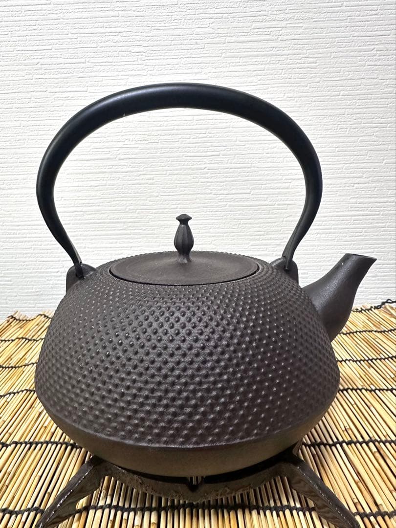 未使用品 南部文秀堂造 １５型 アラレ 南部鉄瓶 南部鉄器