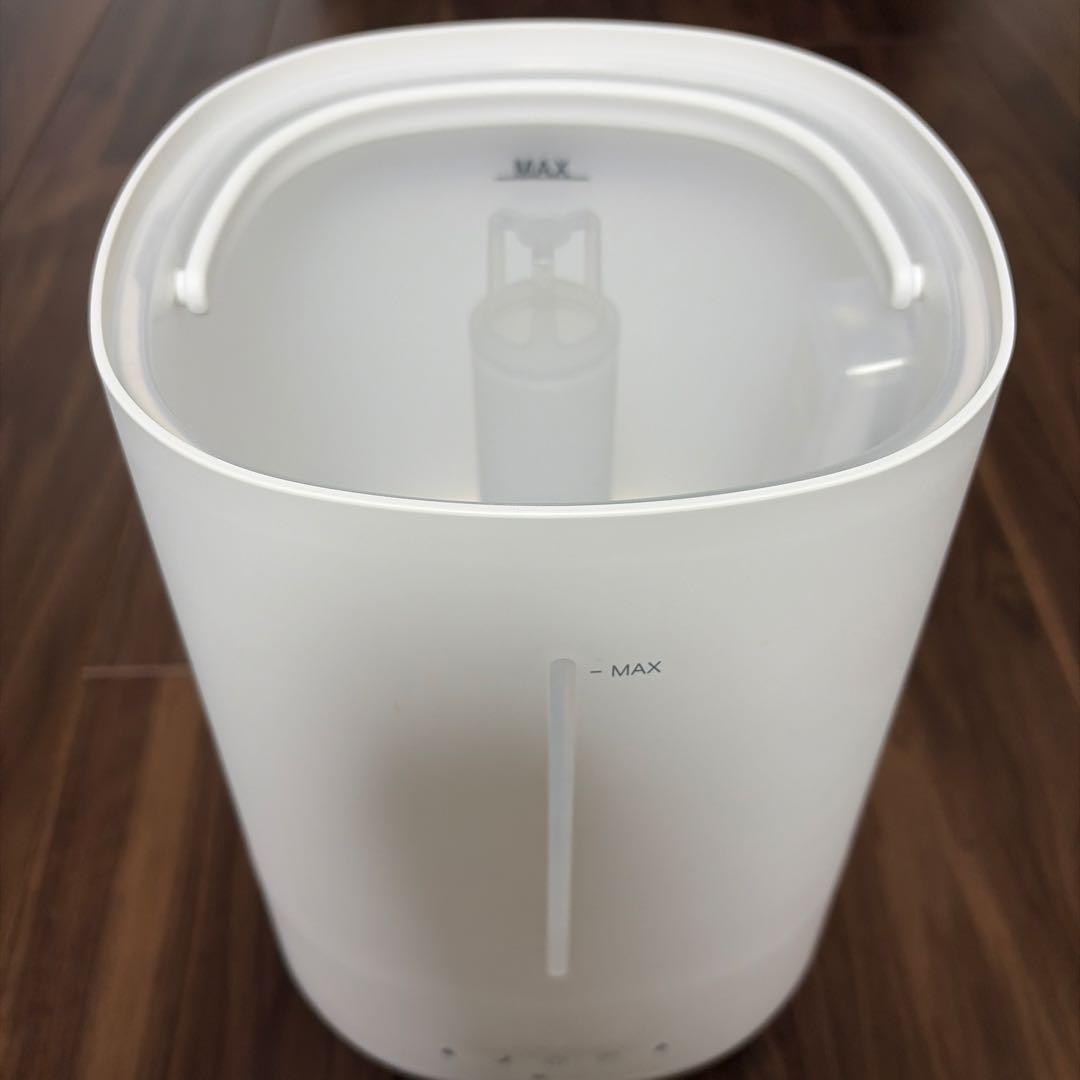 【美品】ニトリ タンクを持ち運べるラク給水湿度設定加湿器 2025年製、アロマ