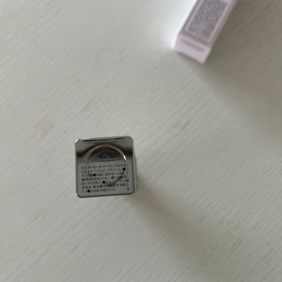【ほぼ新品未使用】Miss Dior Mini Miss オードパルファム