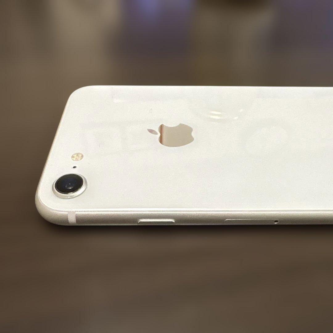 iPhone8 シルバー　64