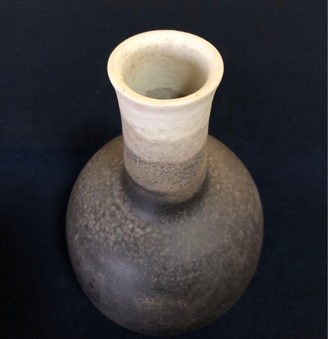 ❗️割引《R》炭化練上長頚壷 花入 花瓶 小野寺玄 共箱　251003あ6