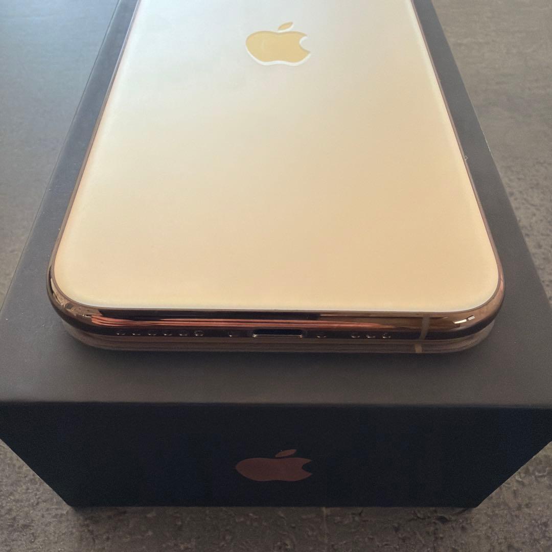 iPhone 11 Pro 256GB ゴールド 箱、付属品付き《美品》