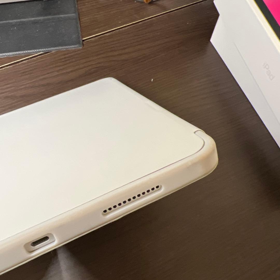 2022 Apple 10.9インチiPad 64GB シルバー (第10世代)