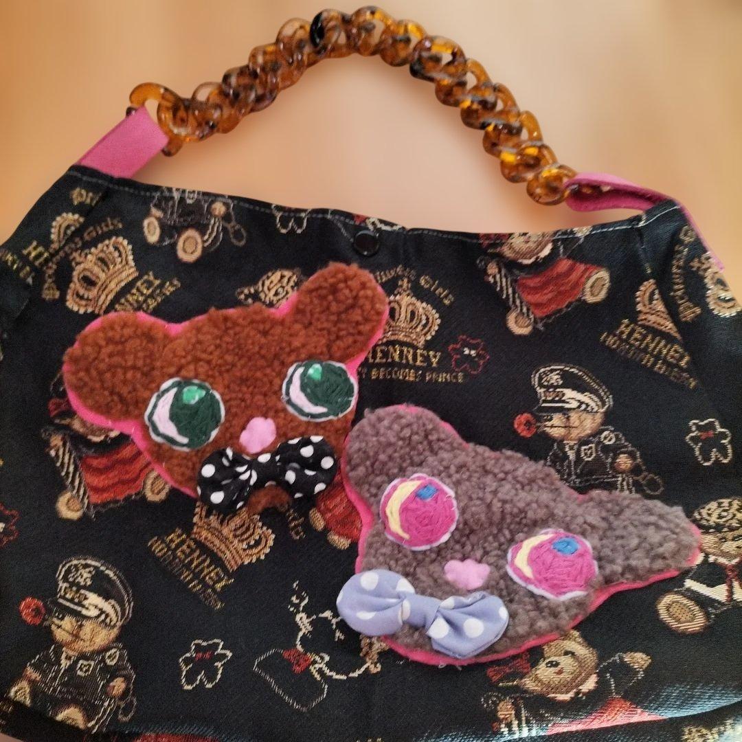 クマの刺繍トートバッグ