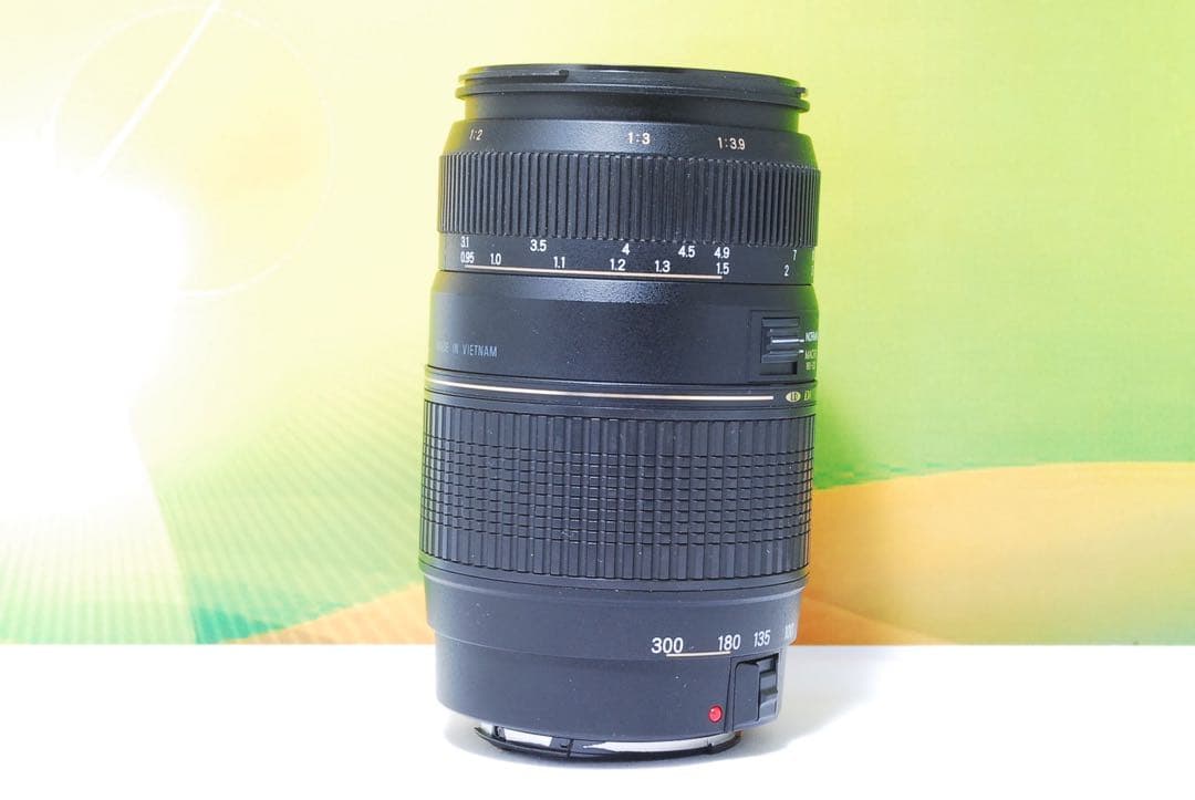 TAMRON 70-300mm 超望遠レンズ Canon用 フード付 美品