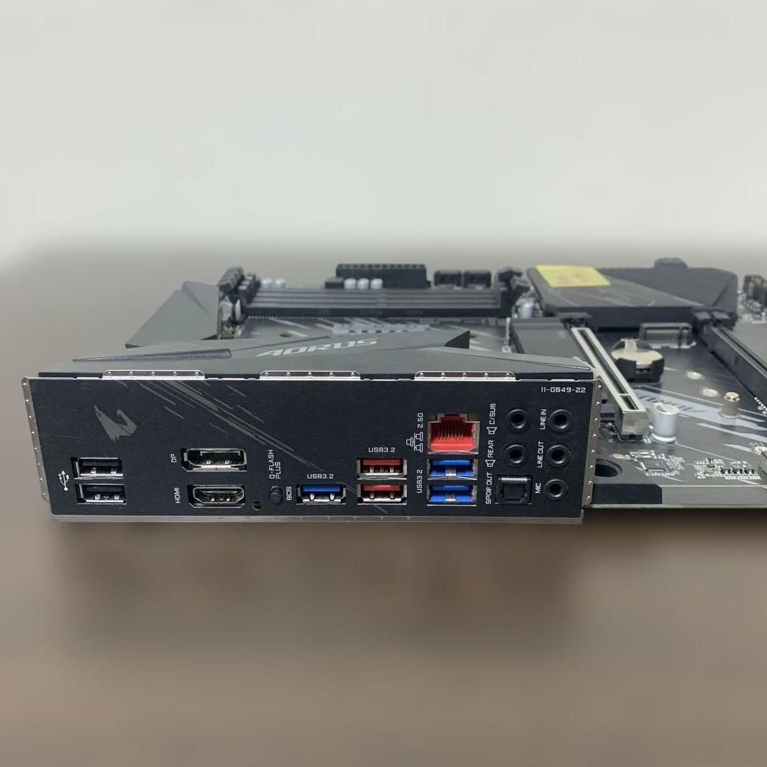 GIGABYTE AORUS B550 ELITE V2 BIOS起動確認済