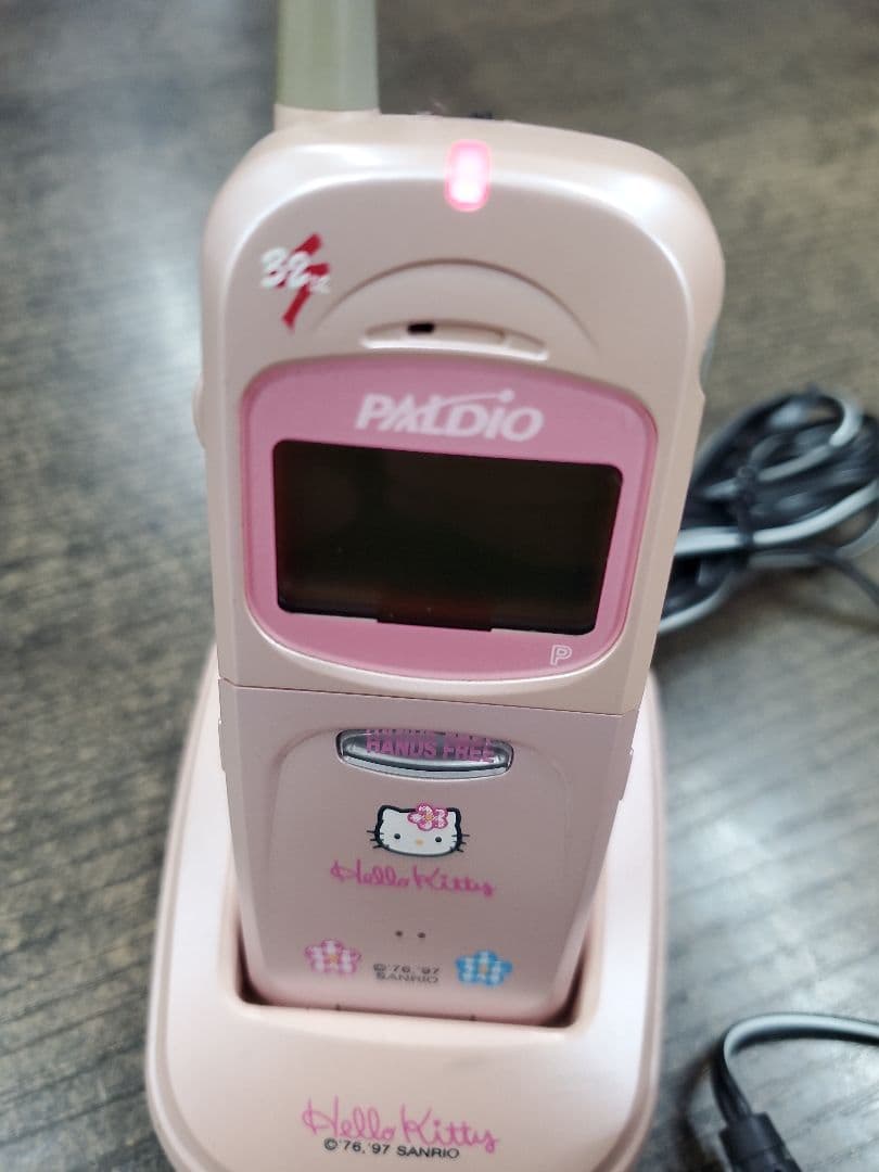 hello kitty キティちゃん　パルディオ313P（X）電話　携帯　レトロ