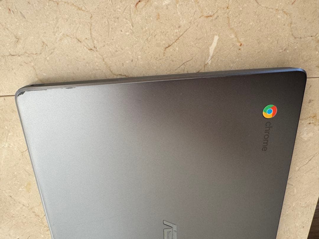 ASUS Chromebook 本体 C223N