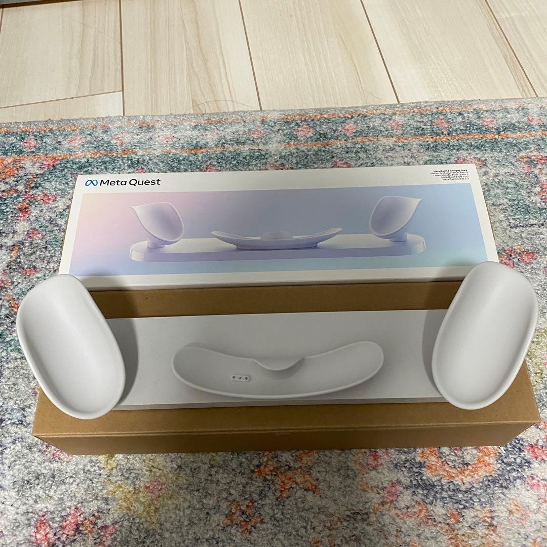 公式品  Quest 3 Charging Dock