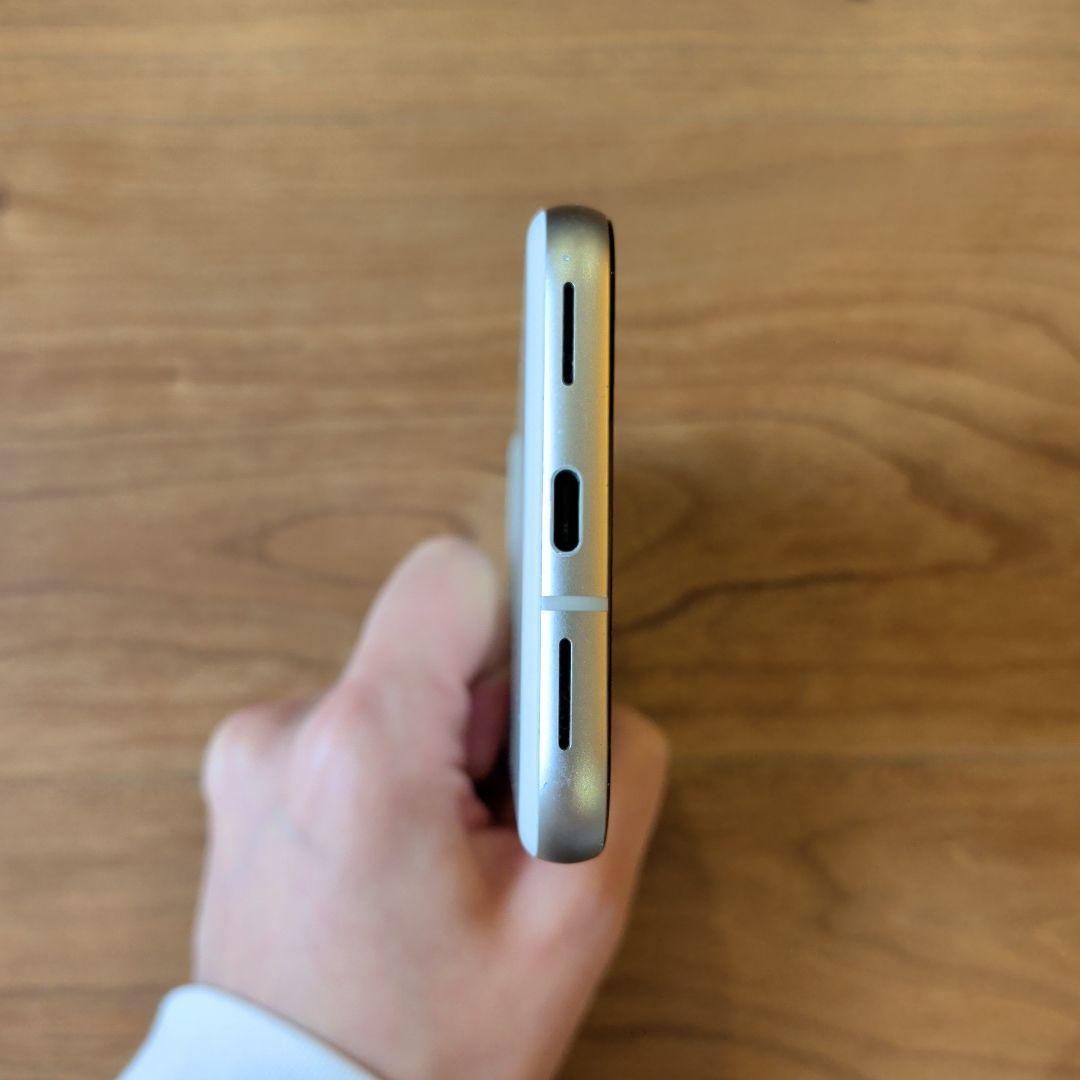 【美品】Google Pixel 8a 128GB Porcelain