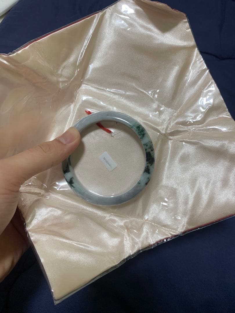 新しい翡翠バングル