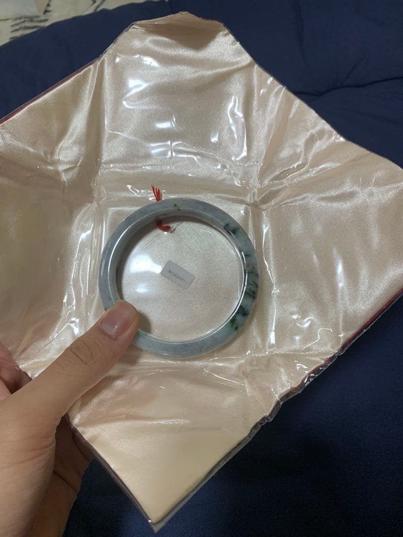 新しい翡翠バングル