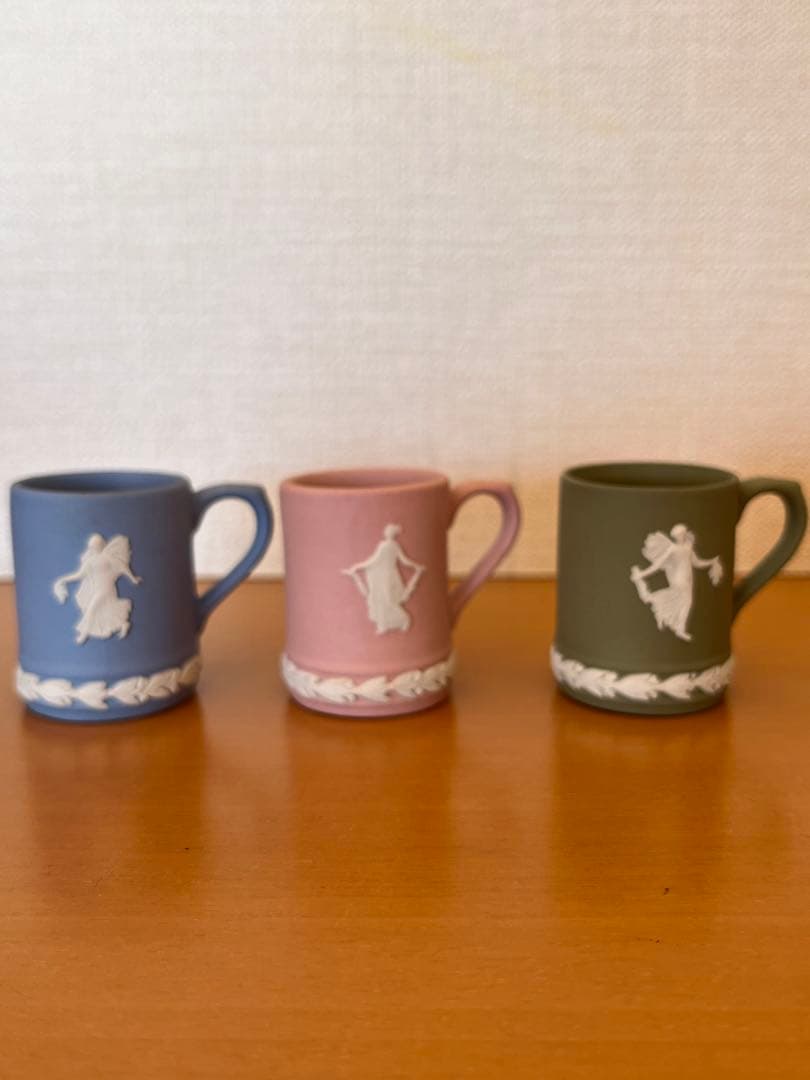 Wedgewoodミニチュアマグカップ3個セット