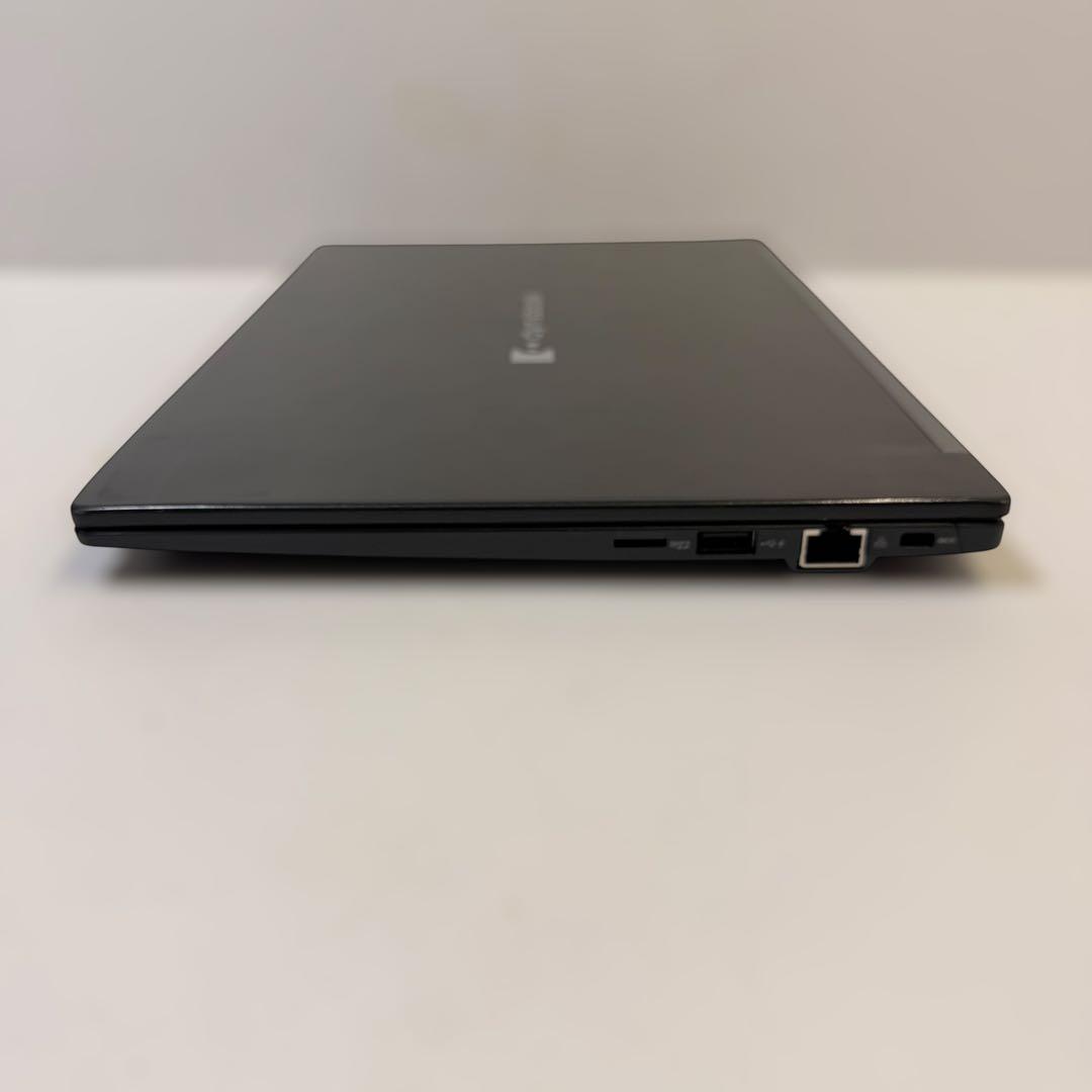 美品 dynabook G83/KW 2023年製 バッテリー最大容量100%