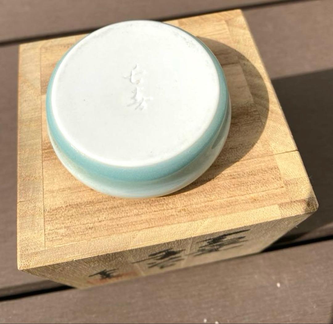 【茶道具】小笠原長春 造 玉瓷香合｜青磁・共箱付｜上品な釉景