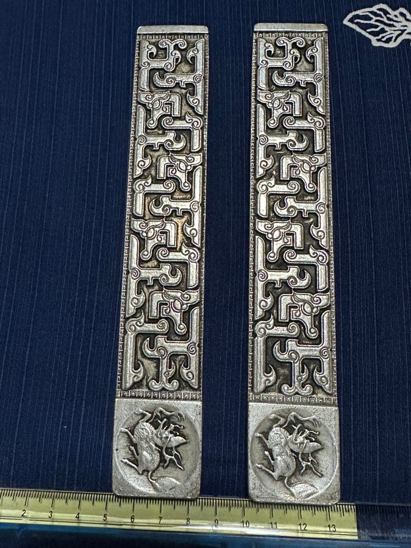 中国美術 時代物 文鎮 麒麟紋 在銘 古玩 裏に刻印 厚重 文房 細工 希少品