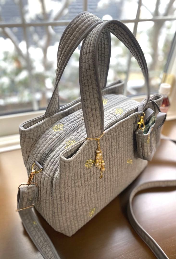 グレー×ミモザ　3ルームズバッグ　ヌビバッグ　ショルダーベルト付　真ん中高さ有り