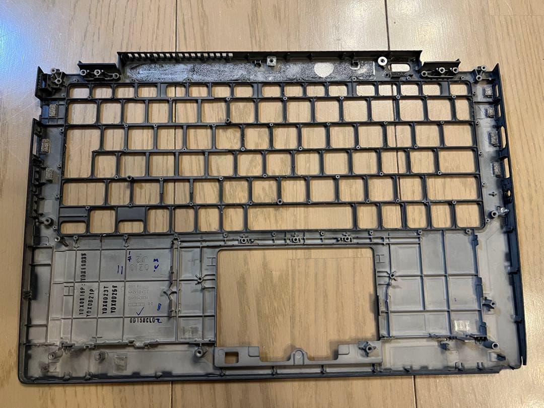 ジャンク、Dynabook G83、キーボードカバー