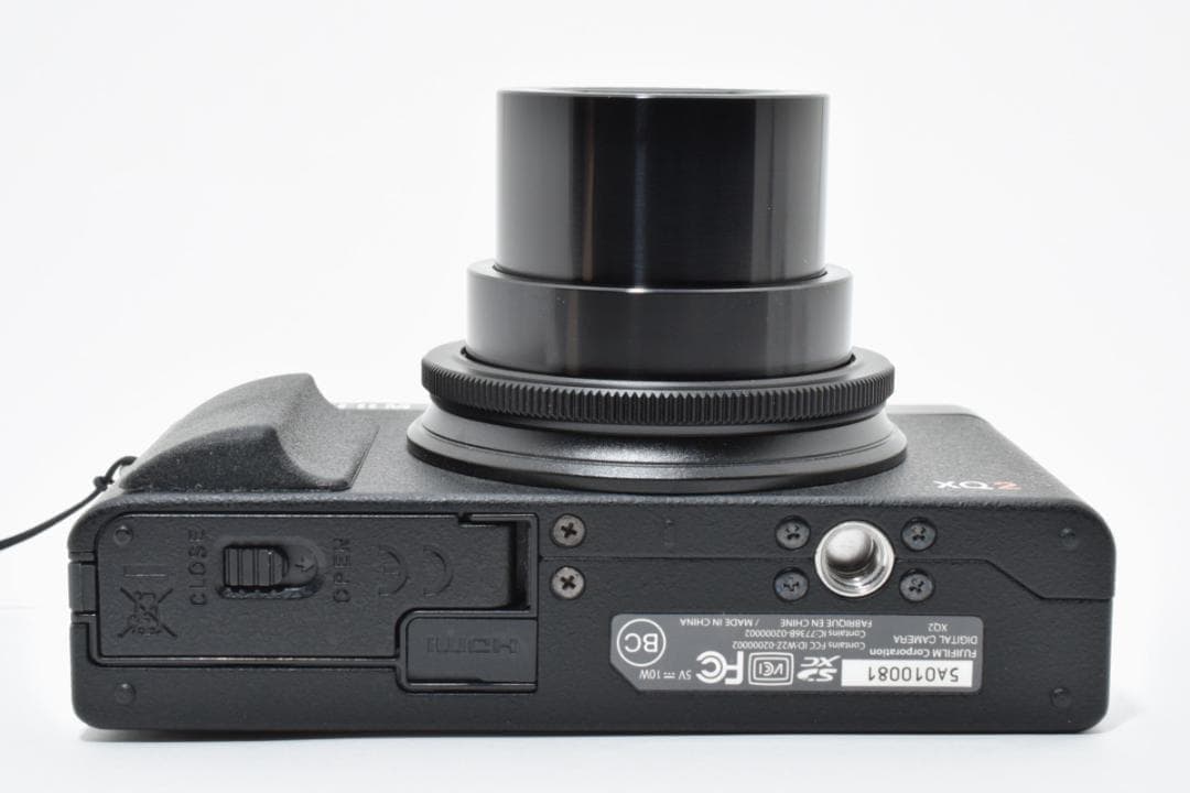 FUJIFILM XQ2 Xシステム ブラック デジタルカメラ コンデジ