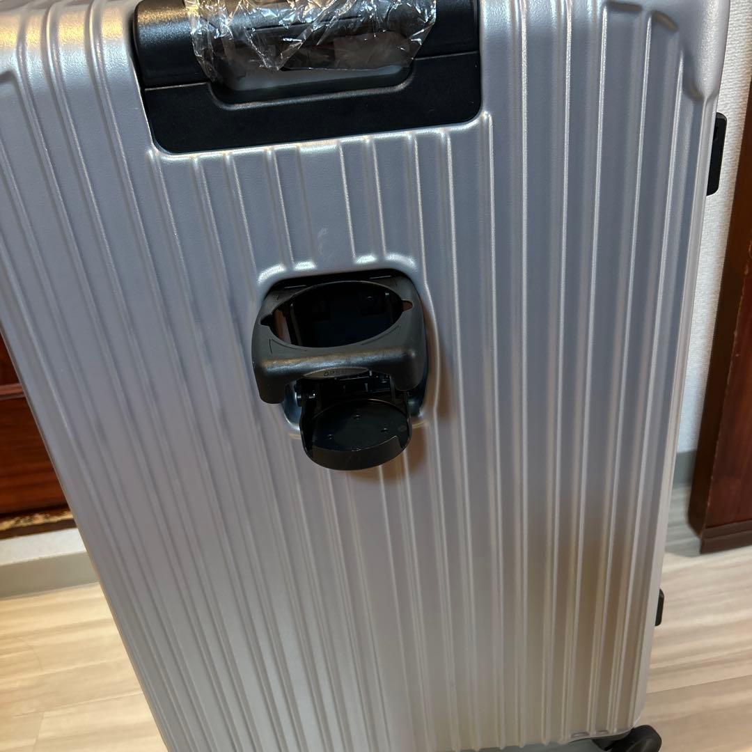 最終値下げ！　スーツケース キャリーケース USBポート付き　90Ｌ　7泊〜