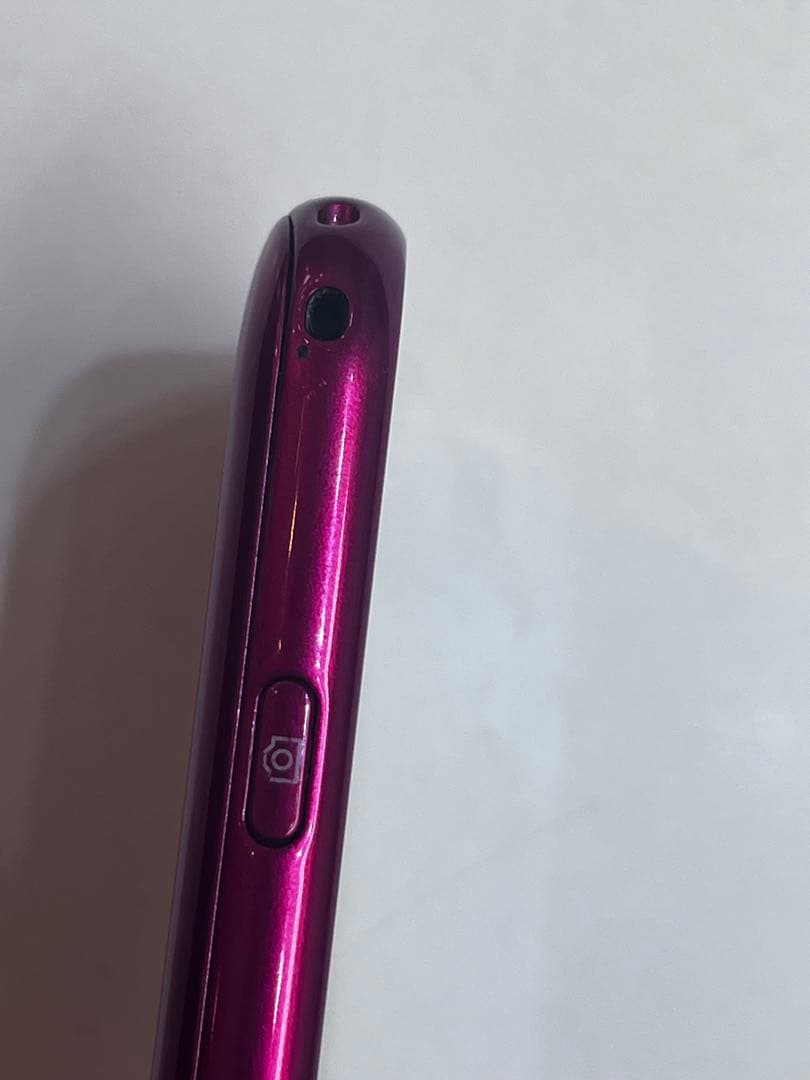 らくらくフォン f-52b ピンク キズあり