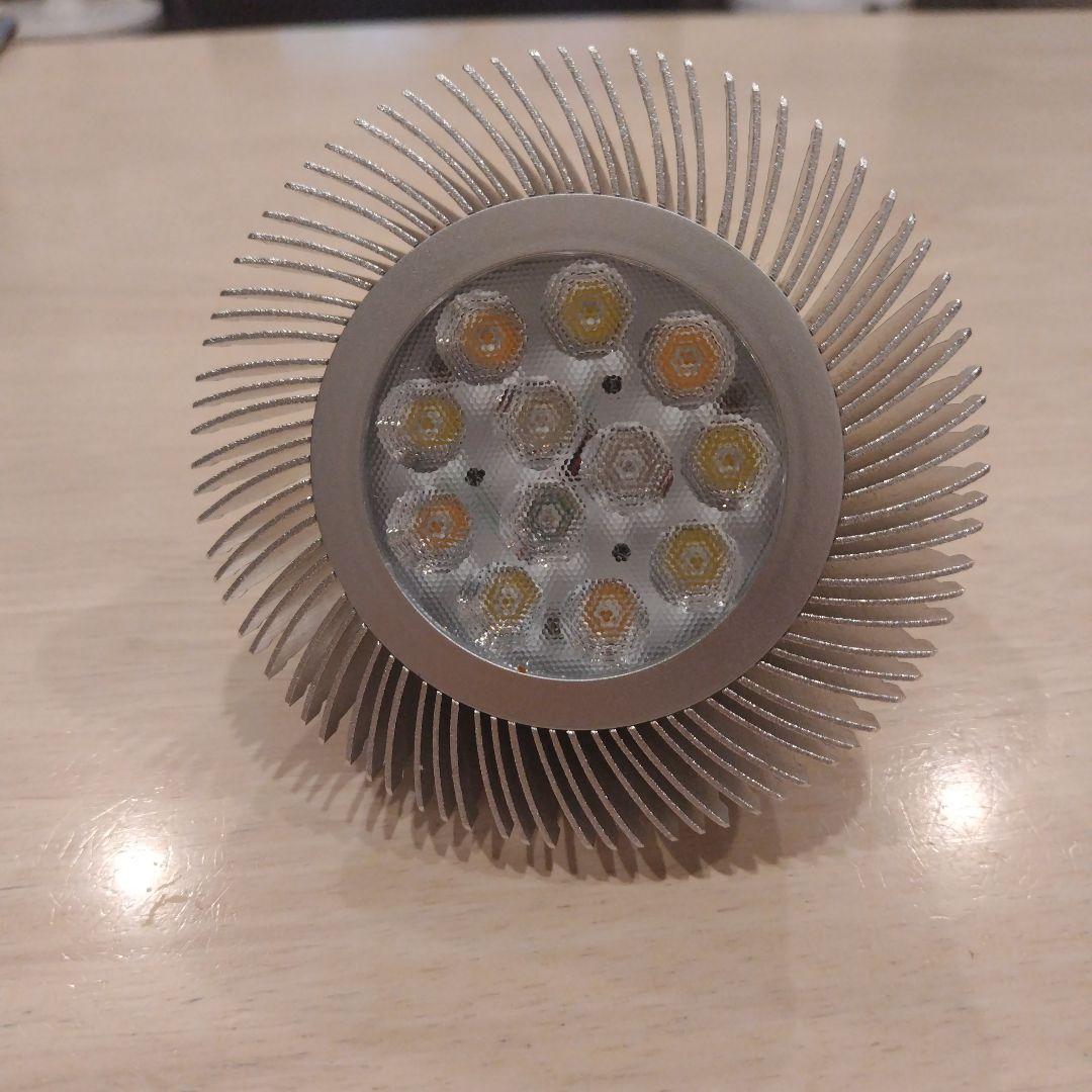 27WのLEDライト2個セット