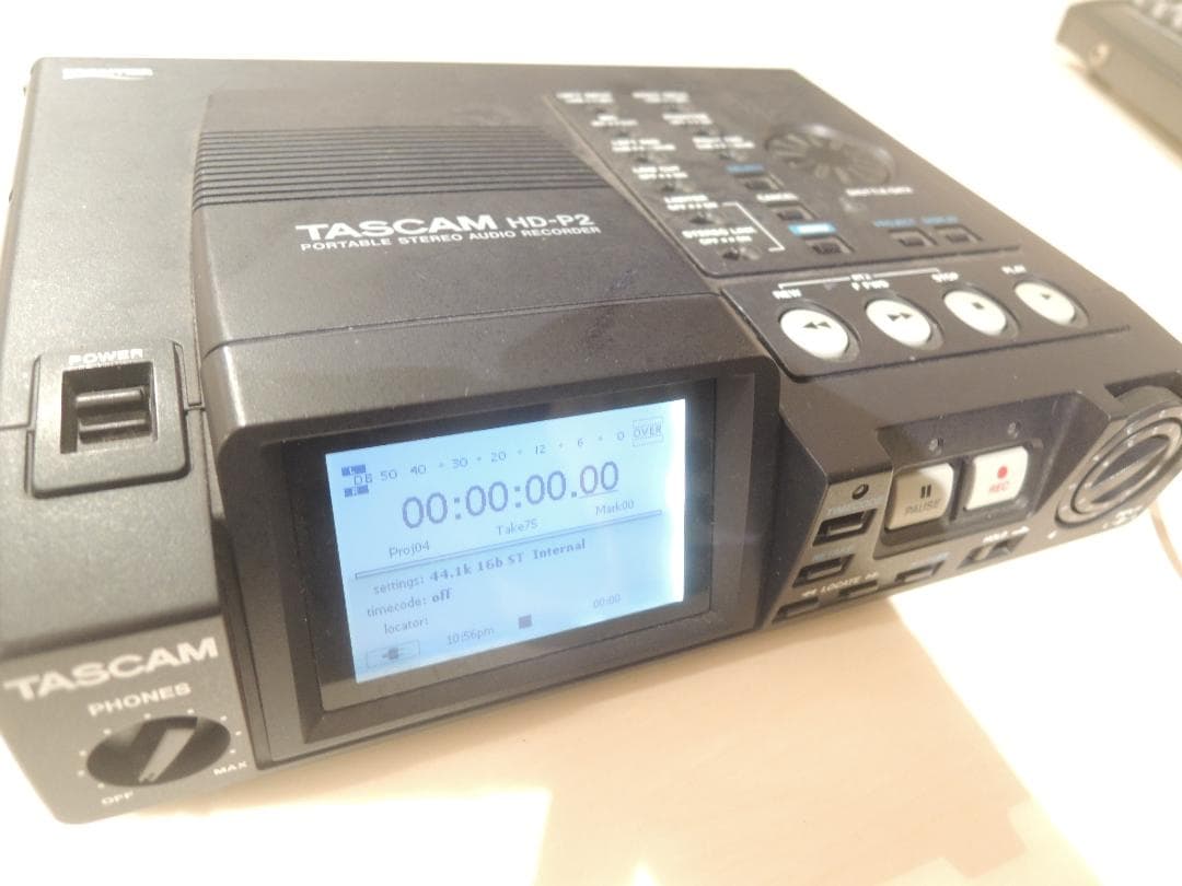 TASCAM　HD-P2　本体のみ　ポータブルステレオオーディオレコーダー