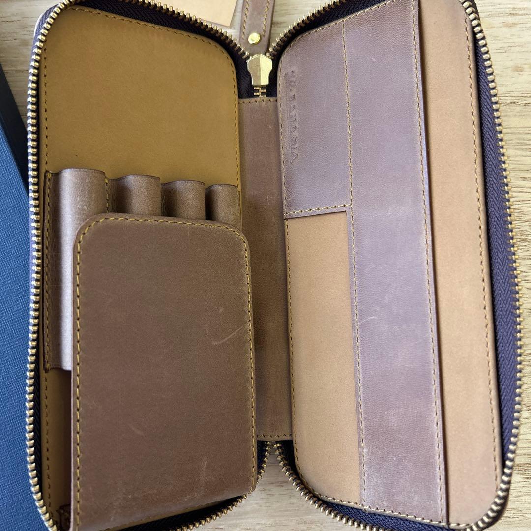 バハギア　Bagagia&Craft ラウンドジップペンケース　クレイジーホース