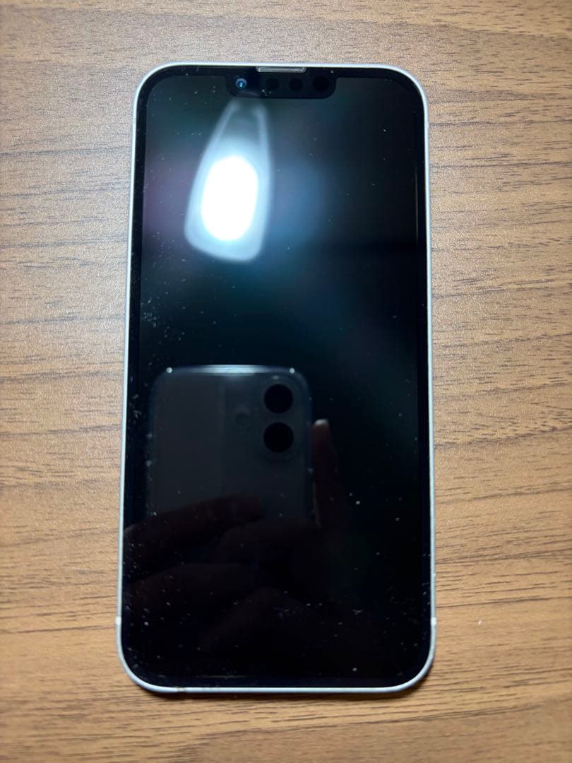 iPhone 13 ホワイト