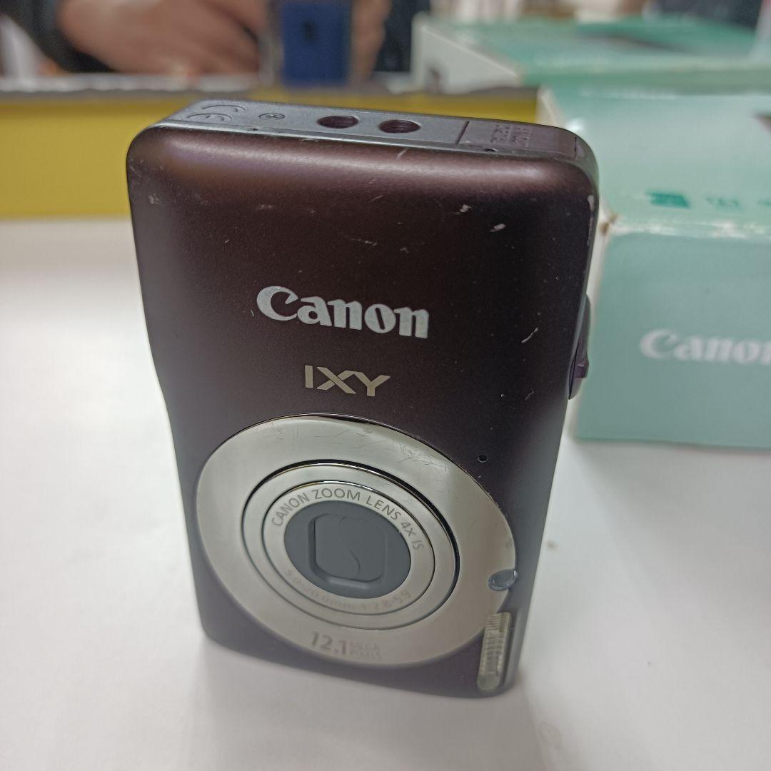 Canon IXY200F 12.1MP デジタルカメラ