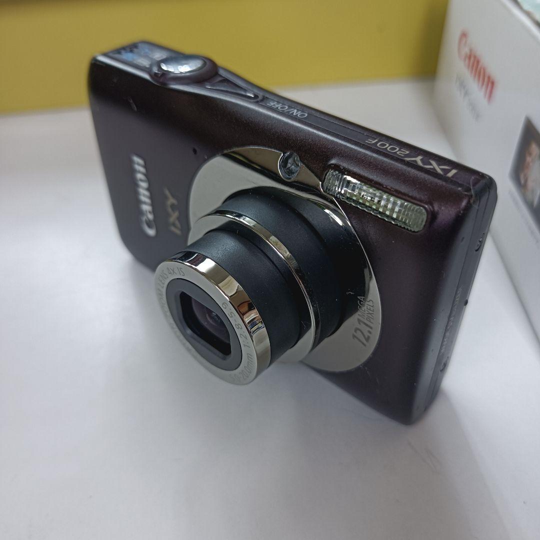 Canon IXY200F 12.1MP デジタルカメラ