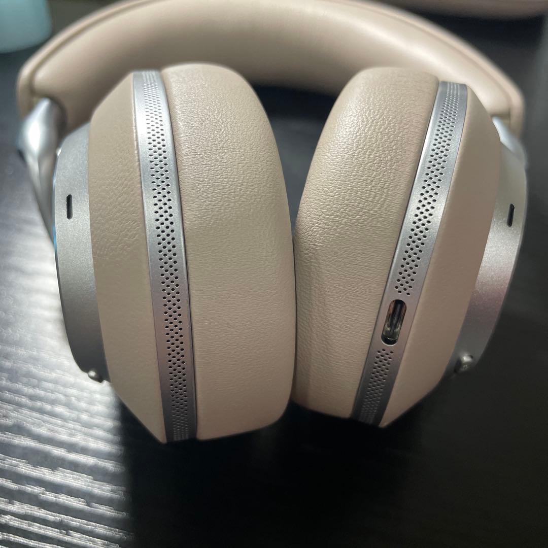 Bowers & Wilkins Px8 S2 ウォーム・ストーン