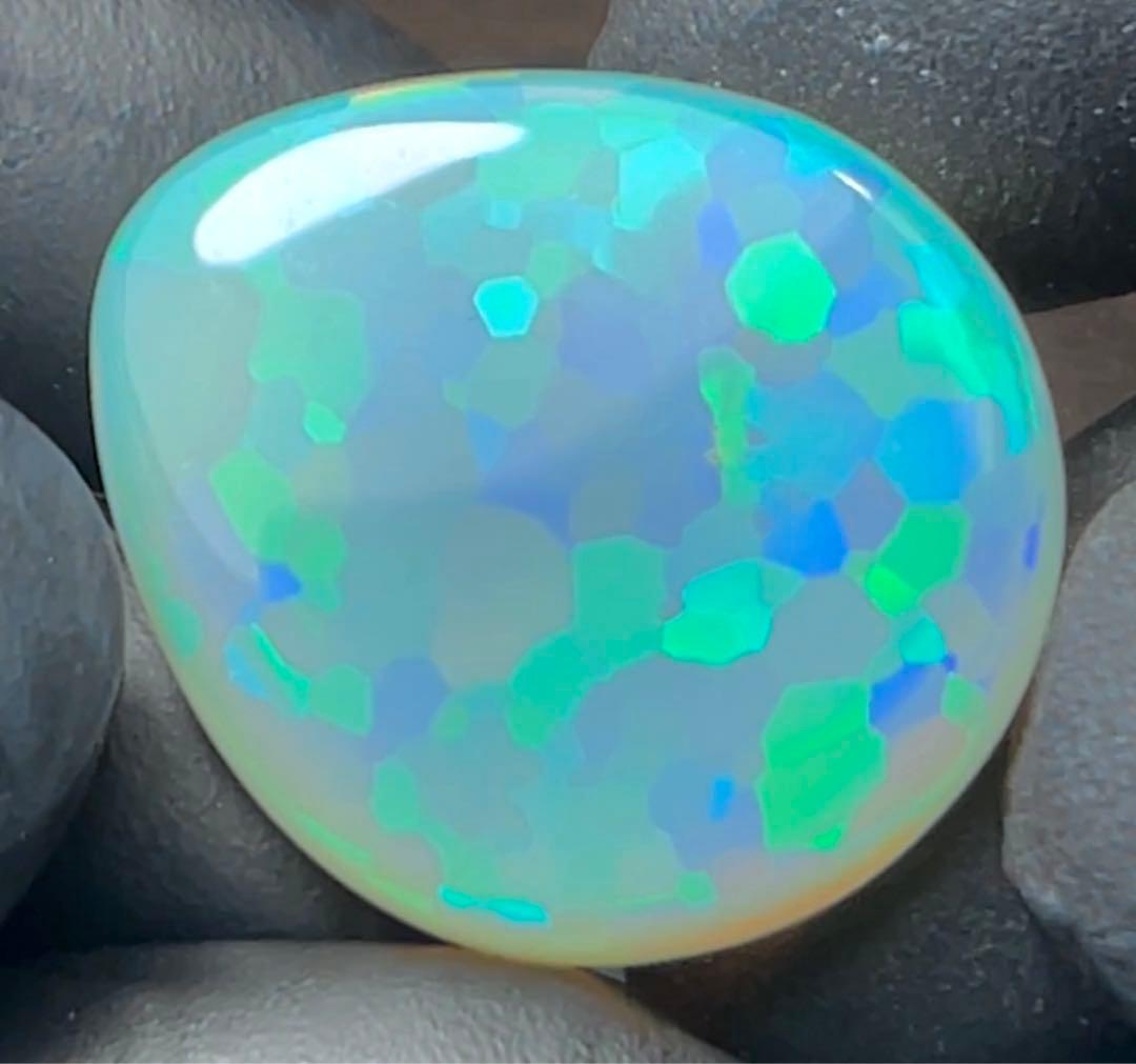１６.８７ct エチオピアオパール 宝石 ジュエリー パワーストーン