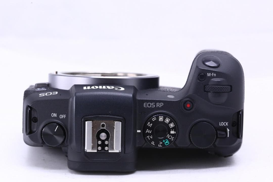 【超美品】キヤノン Canon EOS RP ボディ