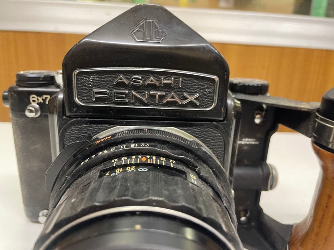 PENTAX 6×7 + 105mm F2.4 木製グリップ　中判カメラジャンク