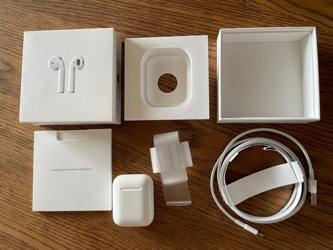 Apple AirPods 第2世代　本体 充電ケース付き