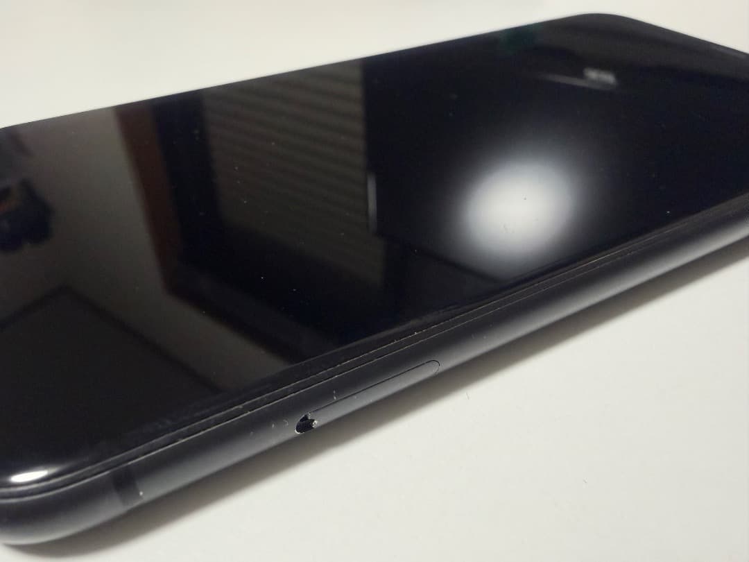送料無料 美品 SIMフリー iphone 11 64GB ブラック 純正箱