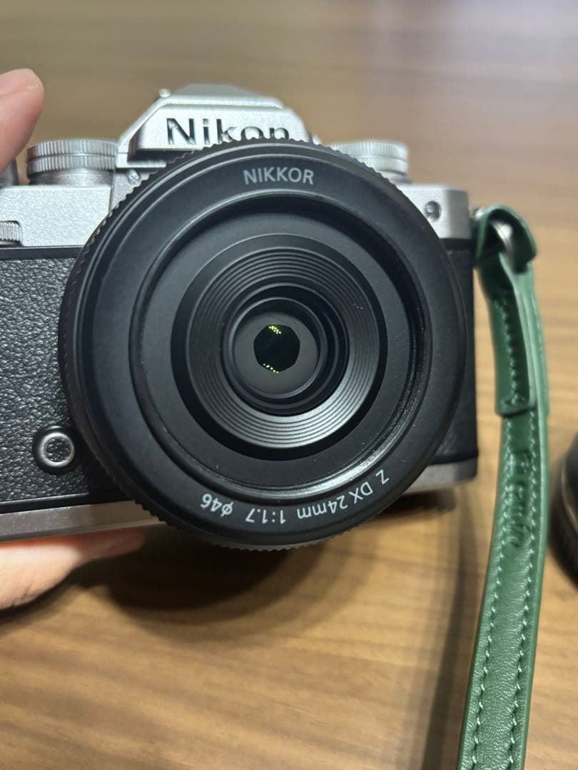 Nikon Z fc ミラーレス一眼 レンズ2本